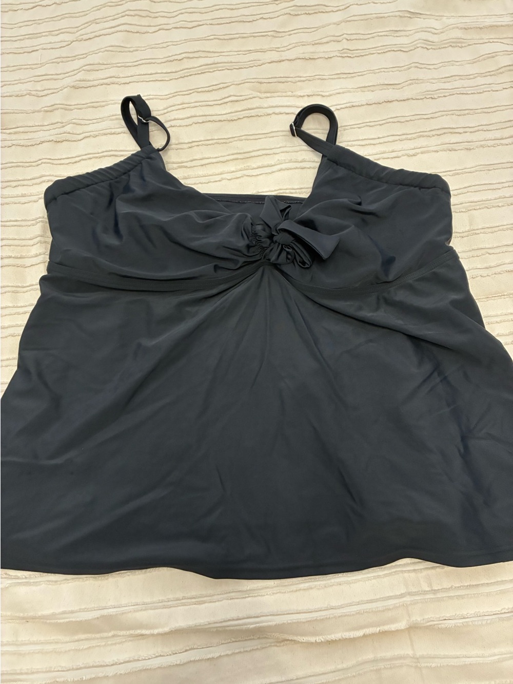 Black swim top with built in underwire. Size 24. Swimsuits for all brand.